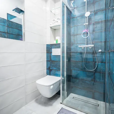 Old Town Heart Xxii - New Town