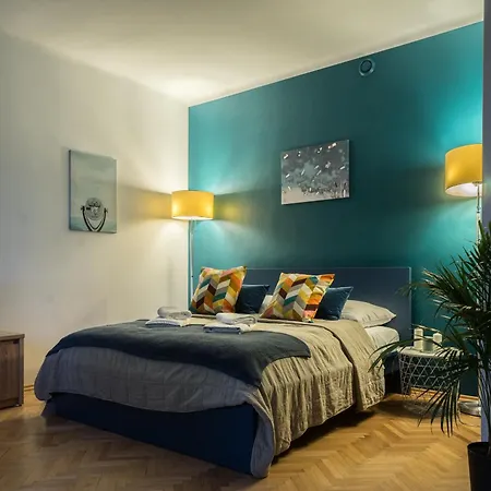 Old Town Heart Xxii - New Town Apartment