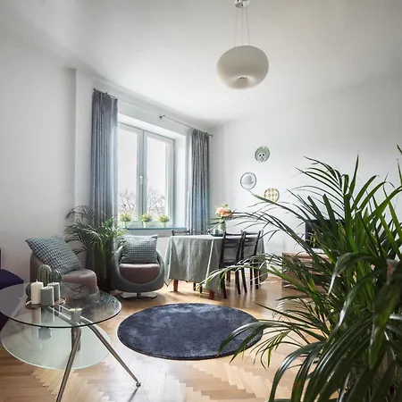Old Town Heart Xxii - New Town Apartment *