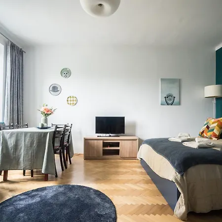 Old Town Heart Xxii - New Town Apartment *